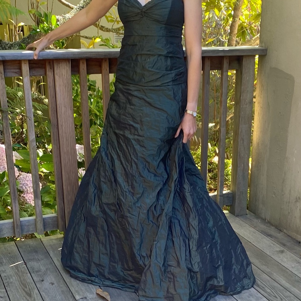 Nicole Miller strapless green gown